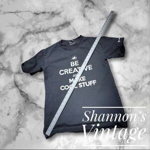 Weta “BE CREATIVE AND MAKE STUFF” Men’s Size Medium T-Shirt A38